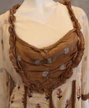 Lataa kuva Galleria-katseluun, Beige silkkimekko, Odd Molly
