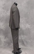 Lataa kuva Galleria-katseluun, Harmaa puku, Turo Tailor, koko 56
