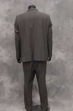 Lataa kuva Galleria-katseluun, Harmaa puku, Turo Tailor, koko 56