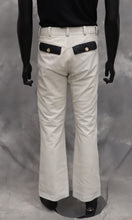 Lataa kuva Galleria-katseluun, Valkoinen nahkapuku