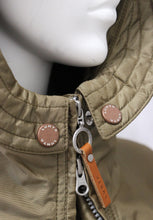 Lataa kuva Galleria-katseluun, Luhta naisten talvitakki