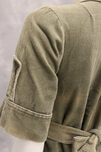 Lataa kuva Galleria-katseluun, Naisten vintage vakosamettimekko