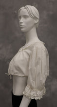 Lataa kuva Galleria-katseluun, Vintage dirndl-pusero
