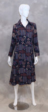 Lataa kuva Galleria-katseluun, Pitkähihainen mekko 70-luvulta, vintage

