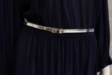 Lataa kuva Galleria-katseluun, Tummansininen mekko, Titta, koko C40-L-20
