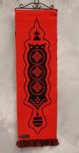 Lataa kuva Galleria-katseluun, Seinävaate 70-luvulta Täkänä Vintage 24x80 cm
