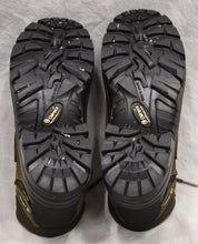 Lataa kuva Galleria-katseluun, Chiruca maastokengät
