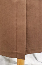 Lataa kuva Galleria-katseluun, Jakkupuku hameella ja housuilla, Mac Scott, Koko 38
